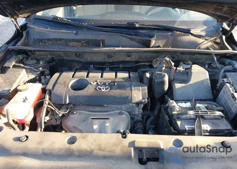 2011 Toyota Rav4 z USA, uszkodzony, nr VIN JTMBF4DV1B5040940